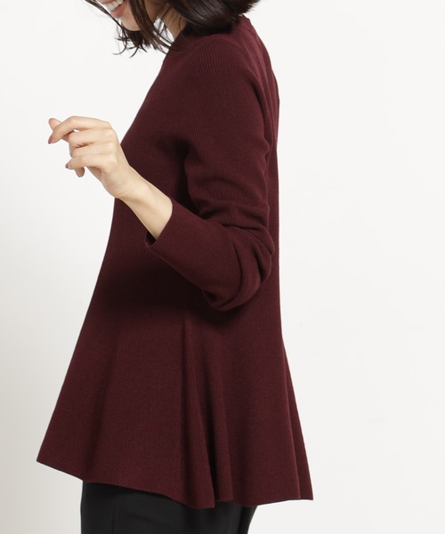 FOUND GOOD（ファウンドグッド）の「コンフォートペプラムニット（ニット/セーター・レディース・ブラック/ホワイト系5/ブルー系2/レッド系8・L/M/S）」の18枚目の写真