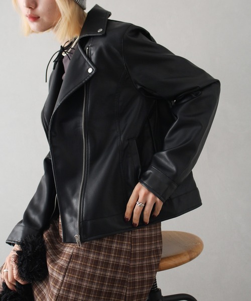 SpRay（スプレイ）の「フェイクレザーライダース（ライダースジャケット・レディース・ブラック×ブラック/ブラック/ブラウン・FREE）」の17枚目の写真