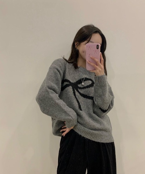 sorule（ソルレ）の「リボンモチーフニット（ニット/セーター・レディース・アイボリー/グレー・FREE）」の3枚目の写真