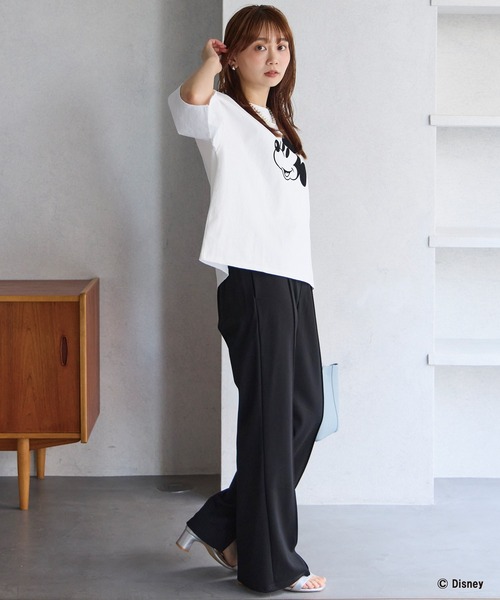 LAVEANGE（ラビアンジェ）の「ミッキー/フロッキープリントTシャツ（Tシャツ/カットソー・レディース・スミクロ/オフホワイト・4L/3L/LL/M/5L）」の20枚目の写真