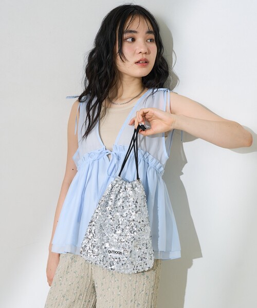 FREAK'S STORE(フリークスストア)の「OUTDOOR PRODUCTS × FREAK'S STORE/アウトドアプロダクツ 別注 2WAY スパンコール巾着バッグ/ショルダーバッグ(ショルダーバッグ・レディース・ブラック/ブルー/シルバー・ONE SIZE)」の4枚目の写真