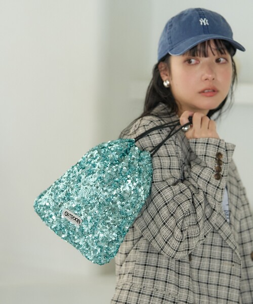 FREAK'S STORE(フリークスストア)の「OUTDOOR PRODUCTS × FREAK'S STORE/アウトドアプロダクツ 別注 2WAY スパンコール巾着バッグ/ショルダーバッグ(ショルダーバッグ・レディース・ブラック/ブルー/シルバー・ONE SIZE)」の21枚目の写真