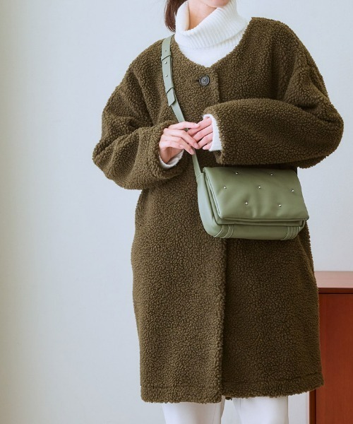 nissen（ニッセン）の「軽量ボアノーカラージャケットコート（ノーカラージャケット・レディース・チャコールグレー/アイボリー/カーキ/ブラック・3L/LL/L/M/S）」の4枚目の写真