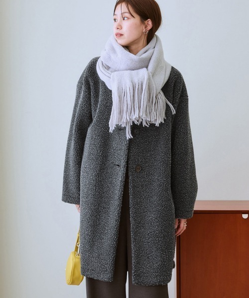 nissen（ニッセン）の「軽量ボアノーカラージャケットコート（ノーカラージャケット・レディース・チャコールグレー/アイボリー/カーキ/ブラック・3L/LL/L/M/S）」の5枚目の写真