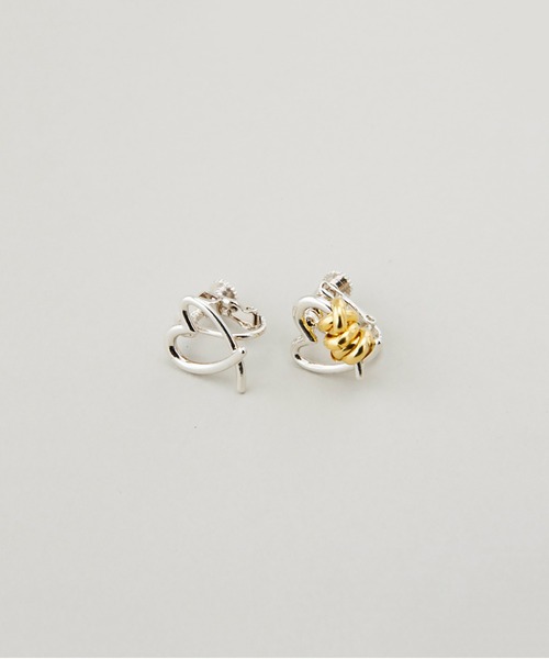 LAPUIS(ラピュイ)の「LAPUIS(ラピュイ)Line coil heart earrings M(イヤリング・レディース・マルチ/ゴールド・FREE)」の6枚目の写真