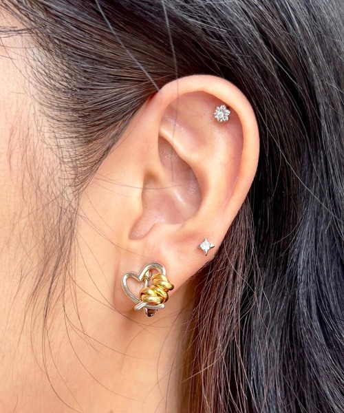 LAPUIS(ラピュイ)の「LAPUIS(ラピュイ)Line coil heart earrings M(イヤリング・レディース・マルチ/ゴールド・FREE)」の17枚目の写真