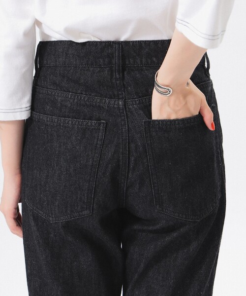 BEAMS BOY（ビームスボーイ）の「フレア デニム パンツ（デニムパンツ・レディース・インディゴブルー/ブラック・2/1/0）」の17枚目の写真