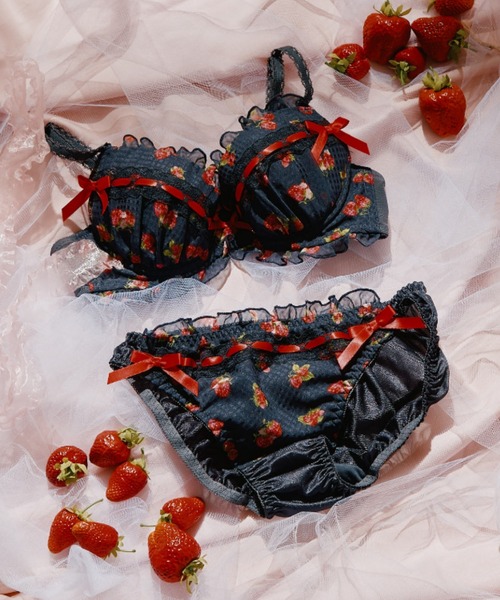 【boohoo】JACQUARD スクエア ニットポロ & ショーツ セット IMG_2372_iQCIHma.jpg