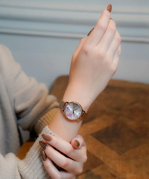 OLIVIA BURTON(オリビアバートン)の「「OLIVIA BURTON/オリビアバートン」シグネチャー -30mm イラストレイテッド /アブストラクトフローラル ローズゴールド メッシュ(アナログ腕時計・レディース・ゴールド系1/ゴールド系2・FREE)」の21枚目の写真
