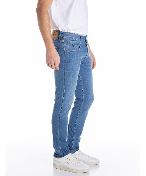 REPLAY（リプレイ）の「スリムフィットANBASSインディゴパワーストレッチデニム（デニムパンツ・メンズ・ブルー・W28xL32/W29xL32/W30xL32/W31xL32/W32xL32/W33xL32/W34xL32/W36xL32）」の2枚目の写真