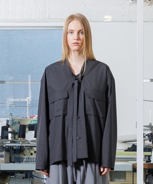 VOAAOV(ヴォアーブ)の「【VOAAOV】T/R TYPEWRITER Ribbon Shirt(シャツ/ブラウス・メンズ・チャコールグレー/グレー/ブラック/ベージュ・2/1)」の1枚目の写真