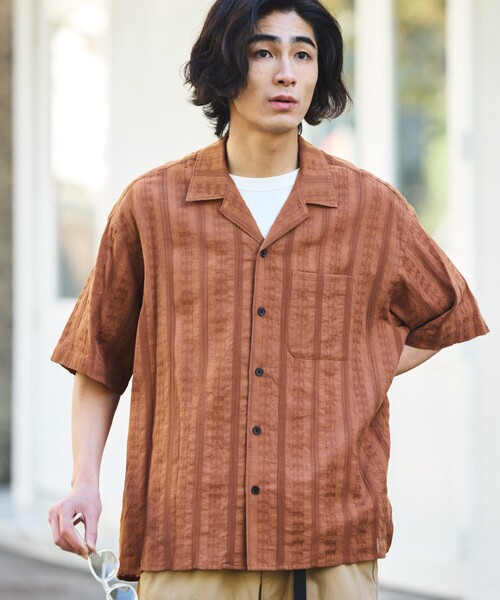 FREAK'S STORE（フリークスストア）の「限定展開 Relax Fit リラックスフィット 総柄 ジャガード オープンカラーシャツ（シャツ/ブラウス・メンズ・ネイビー/チャコールグレー/ブラウン/ブラック・LARGE/MEDIUM/SMALL）」の6枚目の写真