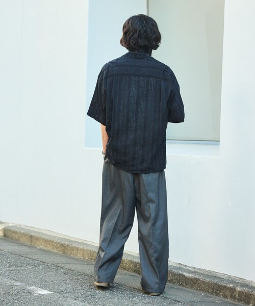 FREAK'S STORE（フリークスストア）の「限定展開 Relax Fit リラックスフィット 総柄 ジャガード オープンカラーシャツ（シャツ/ブラウス・メンズ・ネイビー/チャコールグレー/ブラウン/ブラック・LARGE/MEDIUM/SMALL）」の14枚目の写真