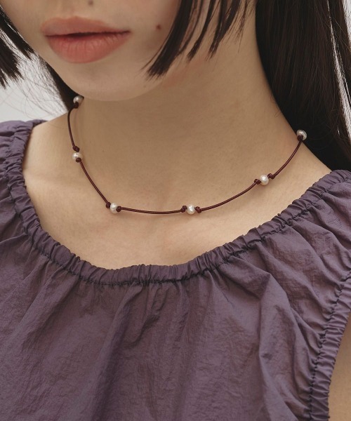 TODAYFUL（トゥデイフル）の「【TODAYFUL/トゥデイフル】Cord Pearl Choker/コードパールチョーカー（チョーカー・レディース・ブラック/ブルー系その他/バーガンディー・FREE）」の3枚目の写真