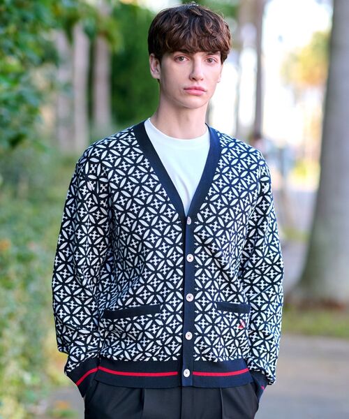 DRESSTERIOR(ドレステリア)の「オーバーラップサークル ジャカード ニットカーディガン(カーディガン/ボレロ・メンズ・ネイビー系・91/92/90/94)」の8枚目の写真