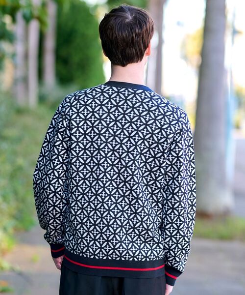 DRESSTERIOR(ドレステリア)の「オーバーラップサークル ジャカード ニットカーディガン(カーディガン/ボレロ・メンズ・ネイビー系・91/92/90/94)」の10枚目の写真