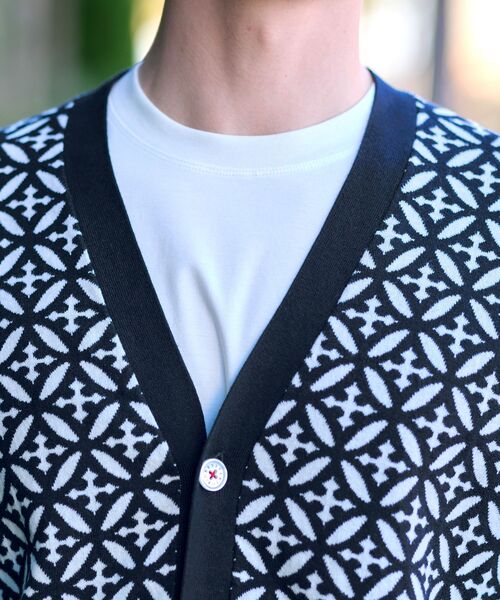 DRESSTERIOR(ドレステリア)の「オーバーラップサークル ジャカード ニットカーディガン(カーディガン/ボレロ・メンズ・ネイビー系・91/92/90/94)」の11枚目の写真