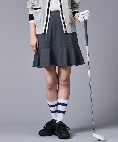 CHIC STYLE（シックスタイル）の「裾フレアスカート(アンダーパンツ付)＜大きいサイズ有＞シックスタイルゴルフ（スカート・レディース・ブラック/グレー・5L/4L/3L/LL/L/M）」の10枚目の写真