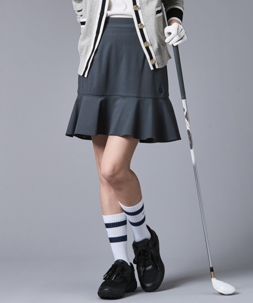 CHIC STYLE（シックスタイル）の「裾フレアスカート(アンダーパンツ付)＜大きいサイズ有＞シックスタイルゴルフ（スカート・レディース・ブラック/グレー・5L/4L/3L/LL/L/M）」の11枚目の写真