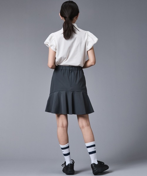 CHIC STYLE（シックスタイル）の「裾フレアスカート(アンダーパンツ付)＜大きいサイズ有＞シックスタイルゴルフ（スカート・レディース・ブラック/グレー・5L/4L/3L/LL/L/M）」の22枚目の写真