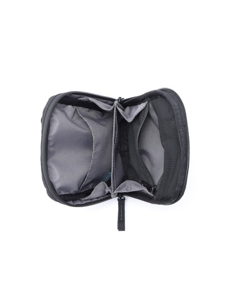 CHROME（クローム）の「［ CHROME / クローム ］PAC POUCH 2L / パック ポーチ 耐水 容量：2L（ボディバッグ/ウエストポーチ・メンズ・ブラック/グレー/サックスブルー/ベージュ・FREE）」の8枚目の写真