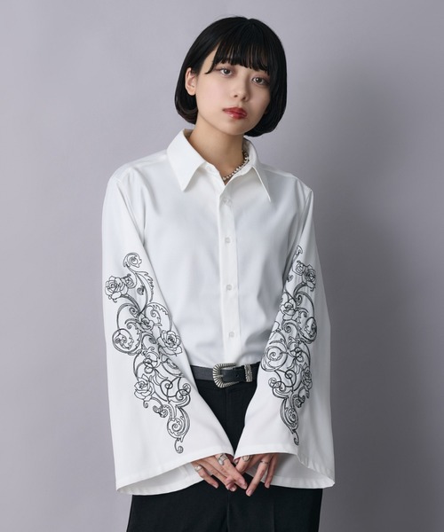 フレアスリーブフラワー刺繍シャツ（シャツ/ブラウス）｜Ellno Loset