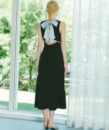 idem�i�C�f���j�́uback cut onepiece�^�o�b�N�f�U�C���m�[�X���[�u�����s�[�X�i�����s�[�X�j�v