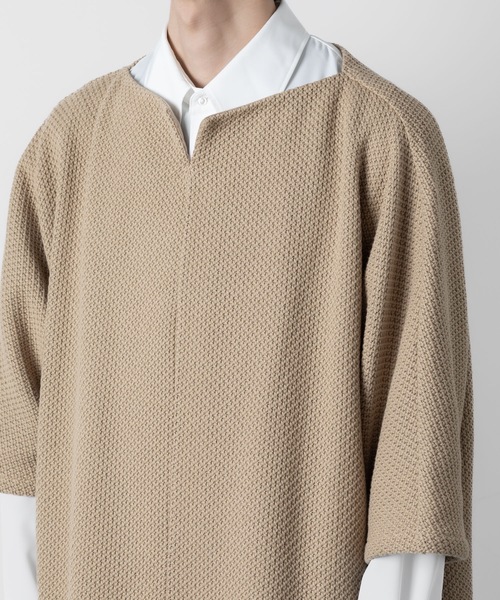 ato(アトウ)の「OVERSIZED HALF SLEEVE RUSSEL JERSEY(Tシャツ/カットソー・メンズ・ベージュ/ブラック・46/48)」の10枚目の写真