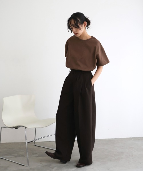 hellam（へラム）の「箔プリントロゴTシャツ（Tシャツ/カットソー・レディース・ブラウン/グリーン/ホワイト×ブラック/チャコール/オフホワイト・FREE）」の19枚目の写真