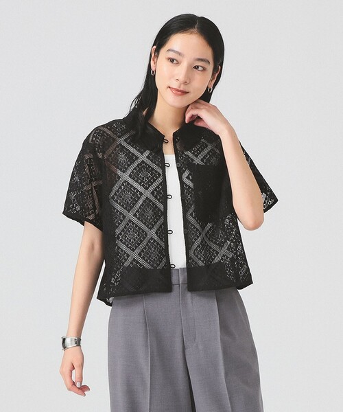 Ray BEAMS（レイビームス）の「レース クロップド シャツ（シャツ/ブラウス・レディース・ブラック/ホワイト/グリーン・ONE SIZE）」の2枚目の写真