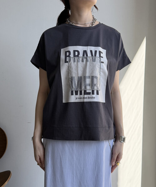 DouDou（ドゥドゥ）の「【WEB限定】裾ドロストオーガンジーロゴTEE（Tシャツ/カットソー・レディース・オフホワイト/チャコールグレー・FREE）」の20枚目の写真
