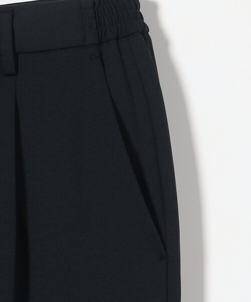 UNITED ARROWS(ユナイテッドアローズ)の「ポンチ スリムテーパード サイドシャーリング イージースラックス-ストレッチー(スラックス・メンズ・ネイビー・50/48/46/42)」の11枚目の写真