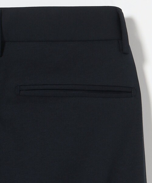 UNITED ARROWS(ユナイテッドアローズ)の「ポンチ スリムテーパード サイドシャーリング イージースラックス-ストレッチー(スラックス・メンズ・ネイビー・50/48/46/42)」の12枚目の写真
