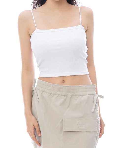 RVCA(ルーカ)の「RVCA レディース RECESSION TUBE TOP 【2025年春夏モデル】/ルーカキャミソールトップス(キャミソール・レディース・ライトブルー/ブラック/ホワイト・SMALL/LARGE/MEDIUM)」の4枚目の写真
