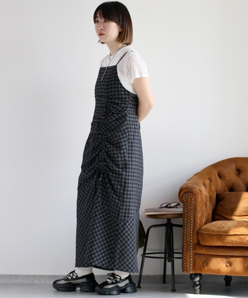 cepo（セポ）の「チェックドロストキャミワンピース（ワンピース・レディース・チャコールグレー/カーキ・M）」の18枚目の写真
