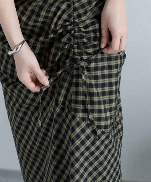 cepo（セポ）の「チェックドロストキャミワンピース（ワンピース・レディース・チャコールグレー/カーキ・M）」の15枚目の写真