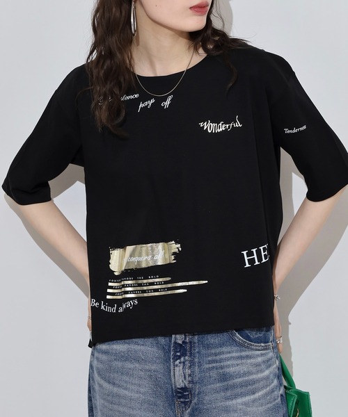 Anna Nicola（アンナニコラ）の「Anna Nicola ランダムプリント半袖Tシャツ 箔プリントカットソー（Tシャツ/カットソー・レディース・チャコールグレー/ブラック/オフホワイト・38）」の8枚目の写真
