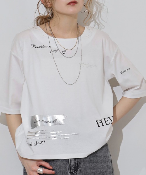 Anna Nicola（アンナニコラ）の「Anna Nicola ランダムプリント半袖Tシャツ 箔プリントカットソー（Tシャツ/カットソー・レディース・チャコールグレー/ブラック/オフホワイト・38）」の4枚目の写真