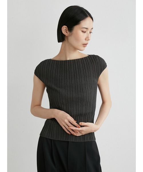 MIESROHE（ミースロエ）の「ｼｭﾘﾝｸﾌﾚﾝﾁﾆｯﾄﾄｯﾌﾟｽ（ニット/セーター・レディース・チャコールグレー/アイボリー/レッド・FREE）」の3枚目の写真