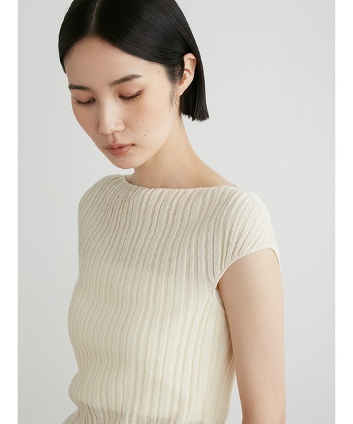 MIESROHE（ミースロエ）の「ｼｭﾘﾝｸﾌﾚﾝﾁﾆｯﾄﾄｯﾌﾟｽ（ニット/セーター・レディース・チャコールグレー/アイボリー/レッド・FREE）」の2枚目の写真