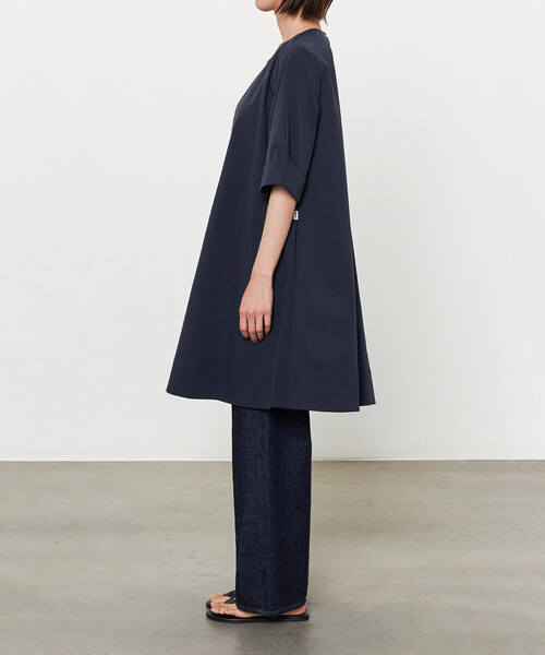 GYMPHLEX（ジムフレックス）の「Gymphlex | クルーネック Aラインワンピース WOMEN（ワンピース・レディース・ネイビー/ブルー・14）」の11枚目の写真