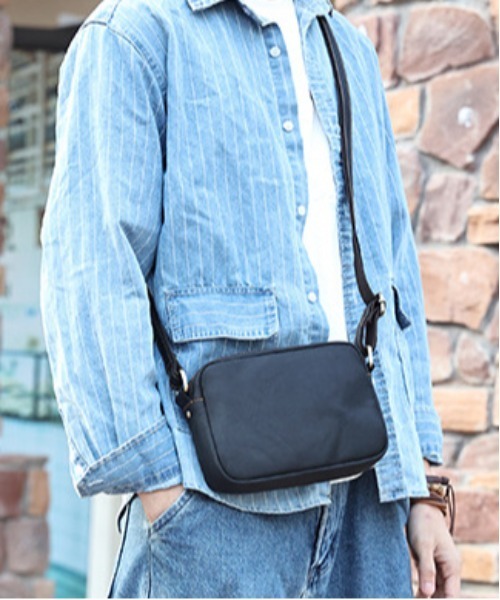 NiiNa(ニーナ)の「【 NiiNa homme / ニーナオム 】高品質牛革 スクエア ショルダーバッグ(ショルダーバッグ・メンズ・ブラウン/ブラック/ダークブラウン・FREE)」の12枚目の写真