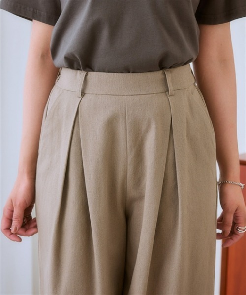 nissen(ニッセン)の「麻調合繊ダブルタックワイドパンツ(その他パンツ・レディース・モカ/チャコール・LL/S/M/L)」の8枚目の写真