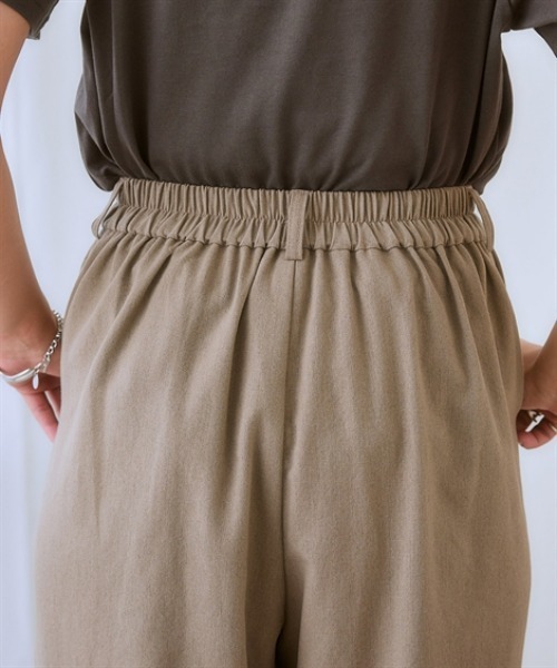 nissen(ニッセン)の「麻調合繊ダブルタックワイドパンツ(その他パンツ・レディース・モカ/チャコール・LL/S/M/L)」の9枚目の写真