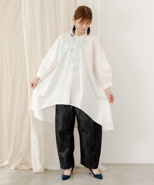 iS ScoLar(イズスカラー)の「552214:花柄レースデニムパンツ(デニムパンツ・レディース・ブルー・M)」の19枚目の写真