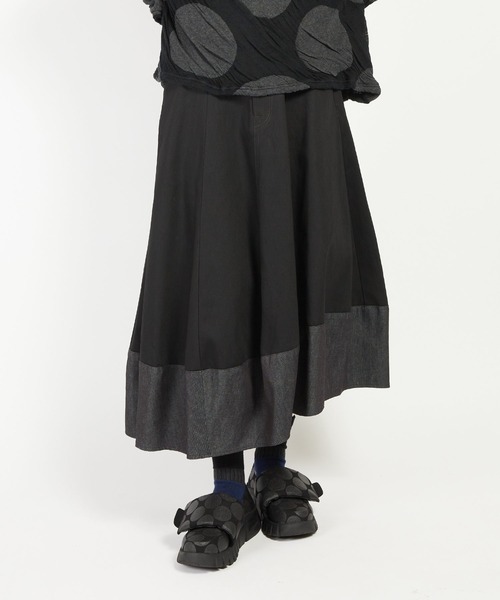 gomme(ゴム)の「8ozデニム バルーンスカート(デニムスカート・レディース・インディゴブルー/ブラック・MEDIUM)」の1枚目の写真