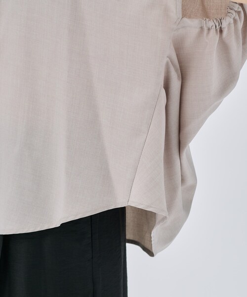 cloenc(クロエンス)の「◆【UVカット/接触冷感/手洗い可】ドライタッチバルーンフォルムブラウス(シャツ/ブラウス・レディース・スミクロ/グレー/ダークブラウン・02)」の10枚目の写真