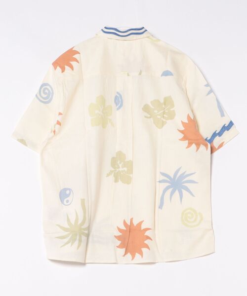 BILLABONG(ビラボン)の「BILLABONG レディース 【CRYSTAL TIDES】 SUN SYMBOL SHIRT 半袖シャツ 【2025年春夏モデル】/ビラボン総柄半袖シャツ(シャツ/ブラウス・レディース・マルチ・SMALL)」の2枚目の写真