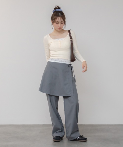 HEILIS(ヘイリス)の「レイヤードヘンリーカットソー / 秋服 レイヤード風 韓国 シティーガール ガーリー グレー ホワイト イエロー(Tシャツ/カットソー・レディース・イエロー/ホワイト/グレー・FREE)」の6枚目の写真