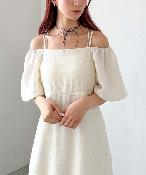 archives（アルシーヴ）の「オフショルティアードワンピース（ワンピース・レディース・モカ/アイボリー/ブラック・MEDIUM）」の20枚目の写真